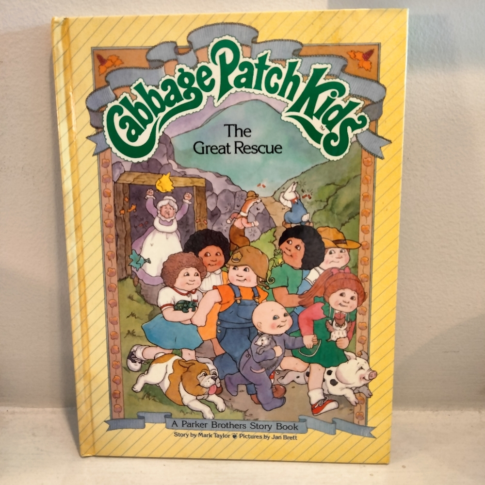 1980s Cabbage Patch Kids "The Great Rescue" hard cover book